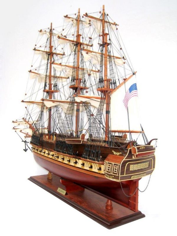 Maquette bateau - USS Constitution (Gamme Standard) - GN