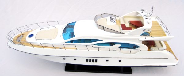 Azimut 64 Flybridge (Coque Blanche) Maquette de bateau - GN