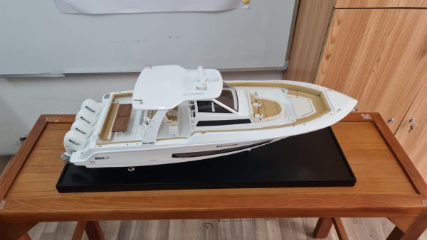 Modèle Boston Whaler 420 - PSM0032