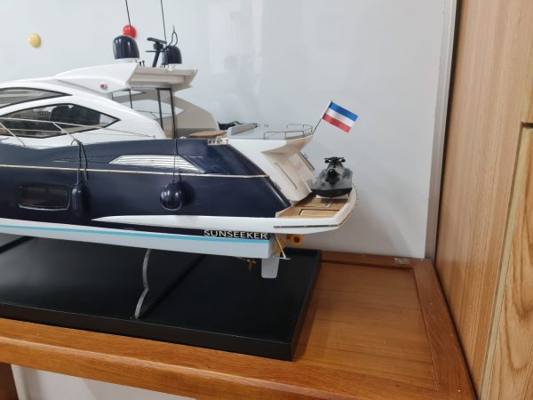 Maquette de bateau Sunseeker Predator 64 - PSM0037