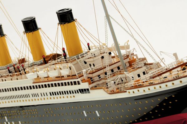 maquette en bois du Titanic