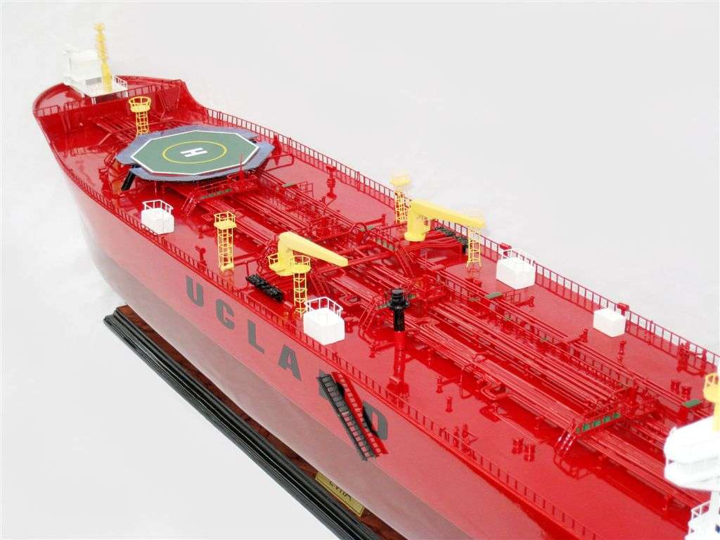 1457-4190-Evita-Oil-Tanker-Standard-Range