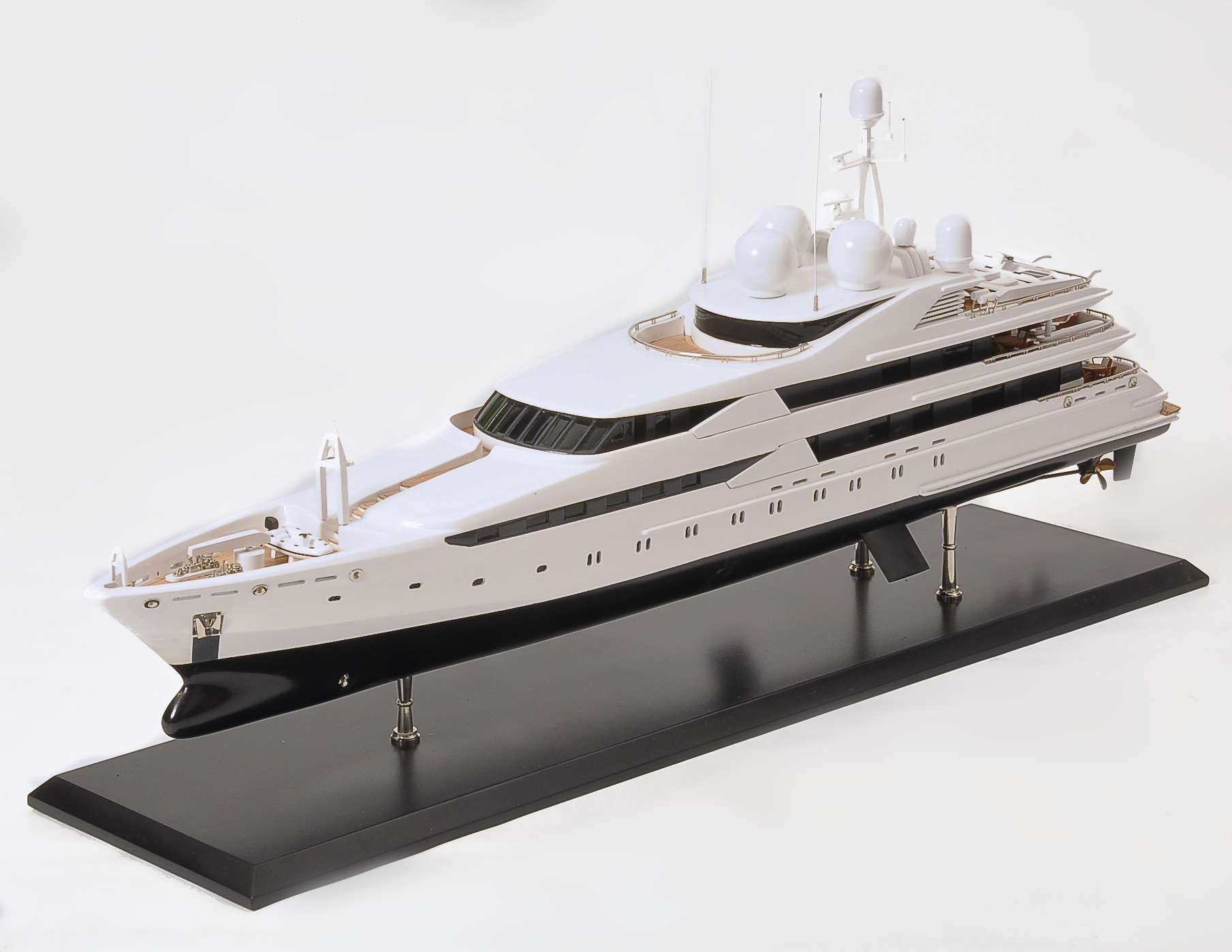 1480-4359-Constellation-Super-Yacht