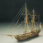 Maquette à construire - Bombarde HMS Racehorse (793)