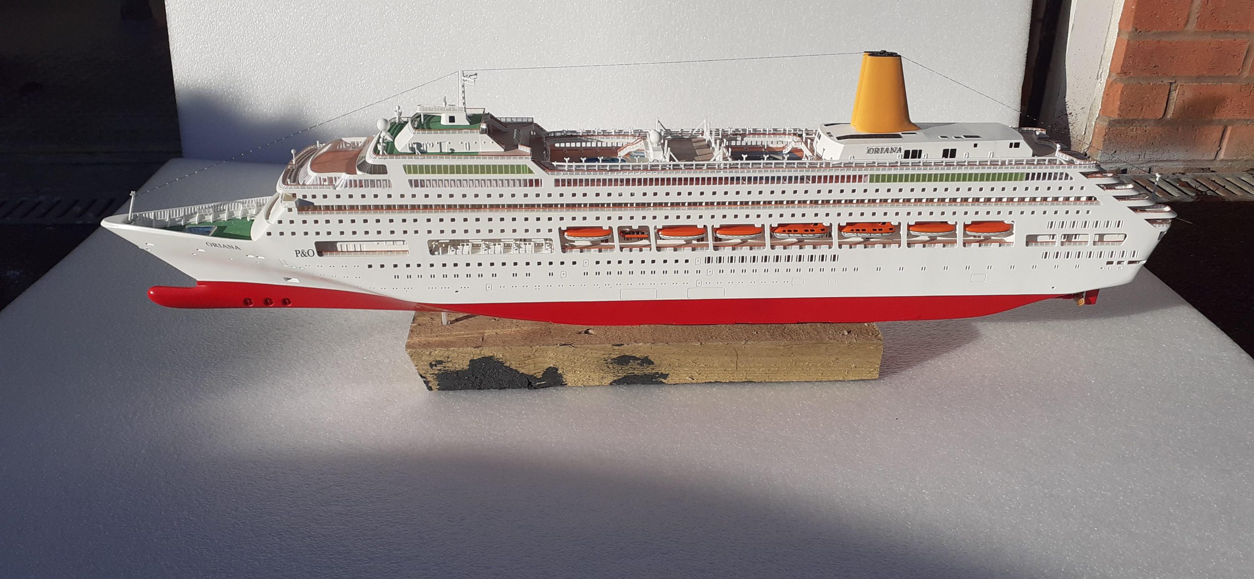 Maquette de bateau Oriana