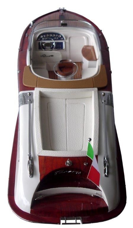 2063-12758-Riva-Aquariva-Gucci-ship-model