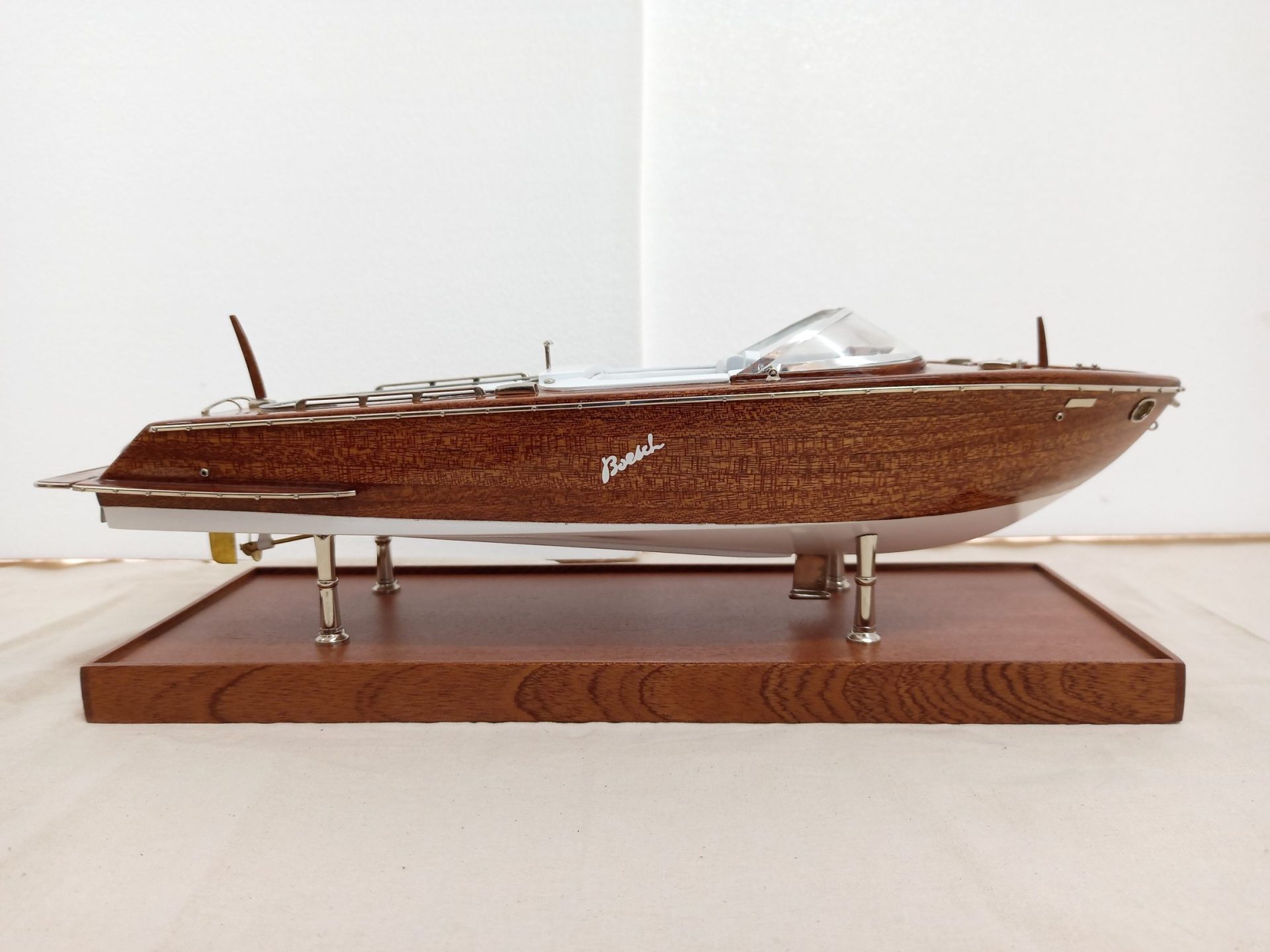 Boesch 710 Maquettes de Bateaux - PSM5432