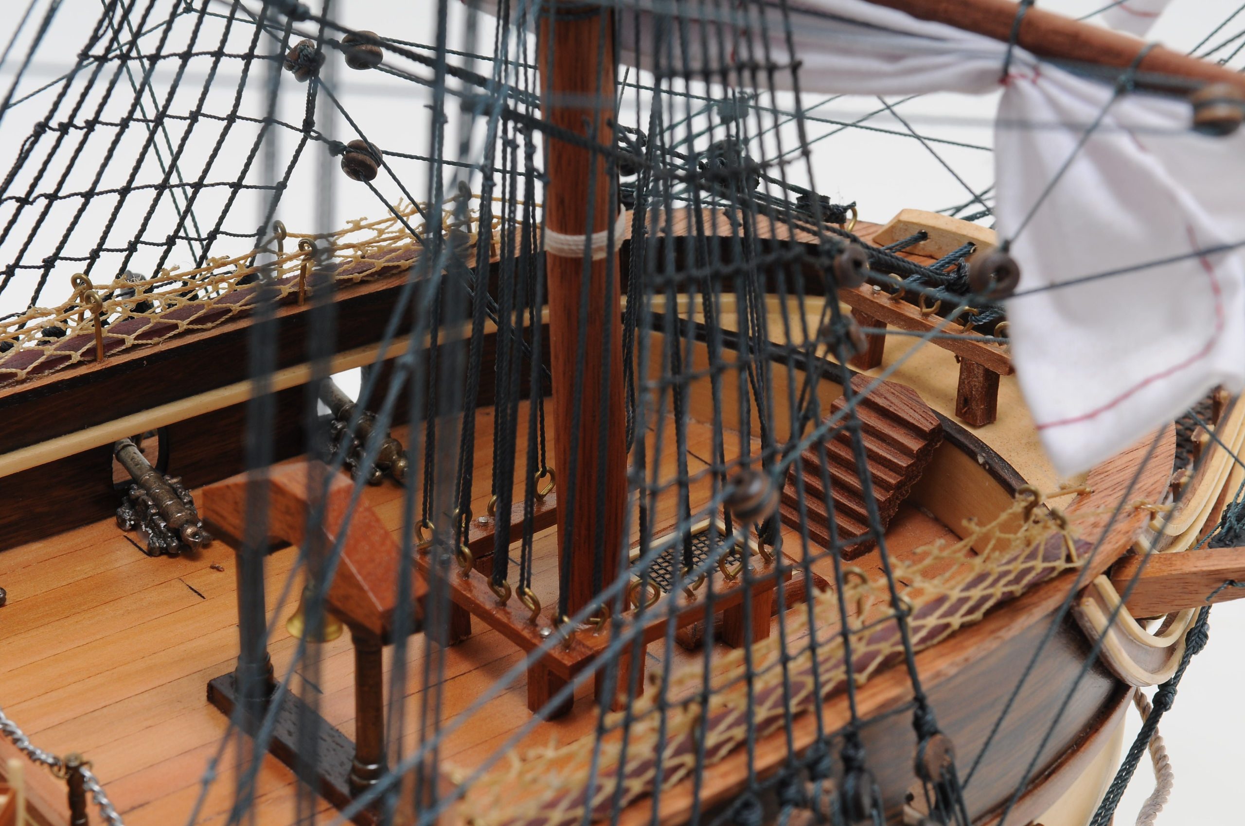 The-El-Cazador-Model-Ship20-scaled-1