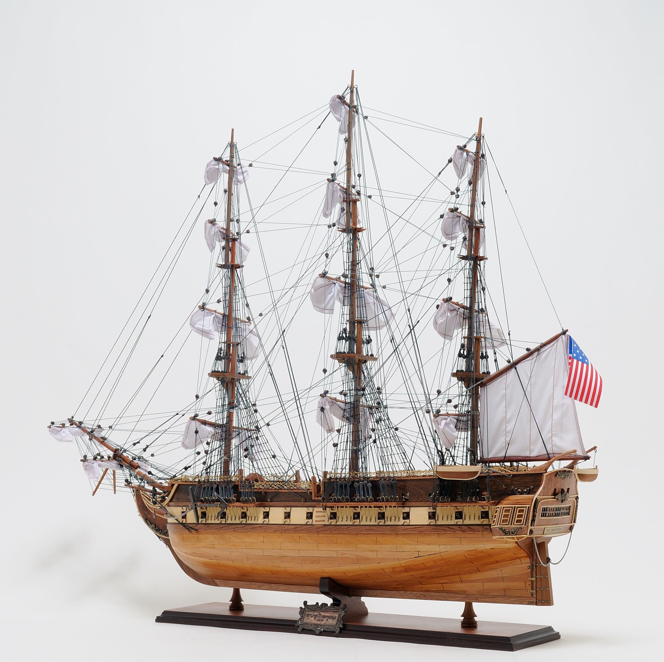 The-El-Cazador-Model-Ship8-scaled-1