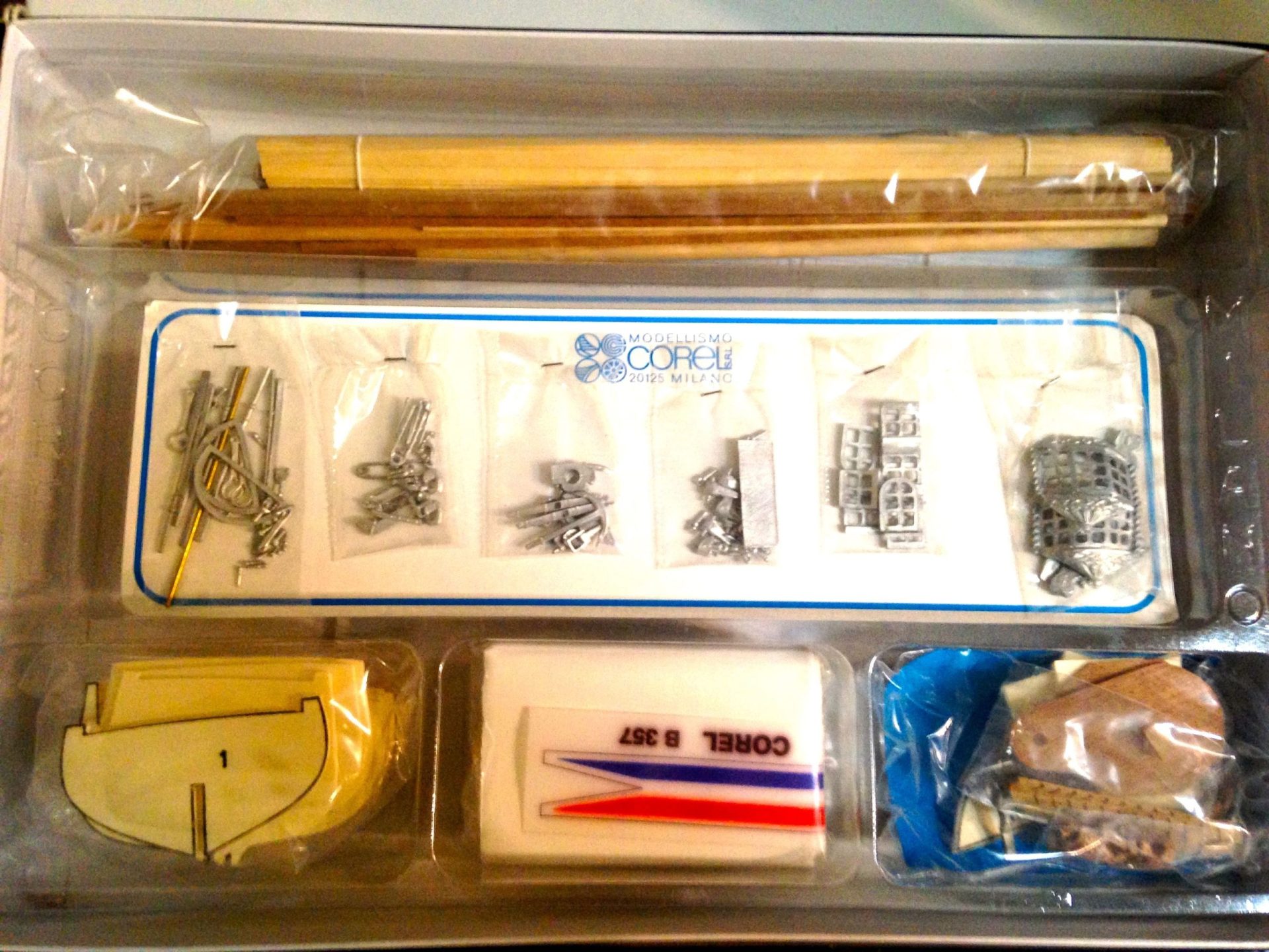 1094-7136-Leida-Model-Boat-Kit-scaled