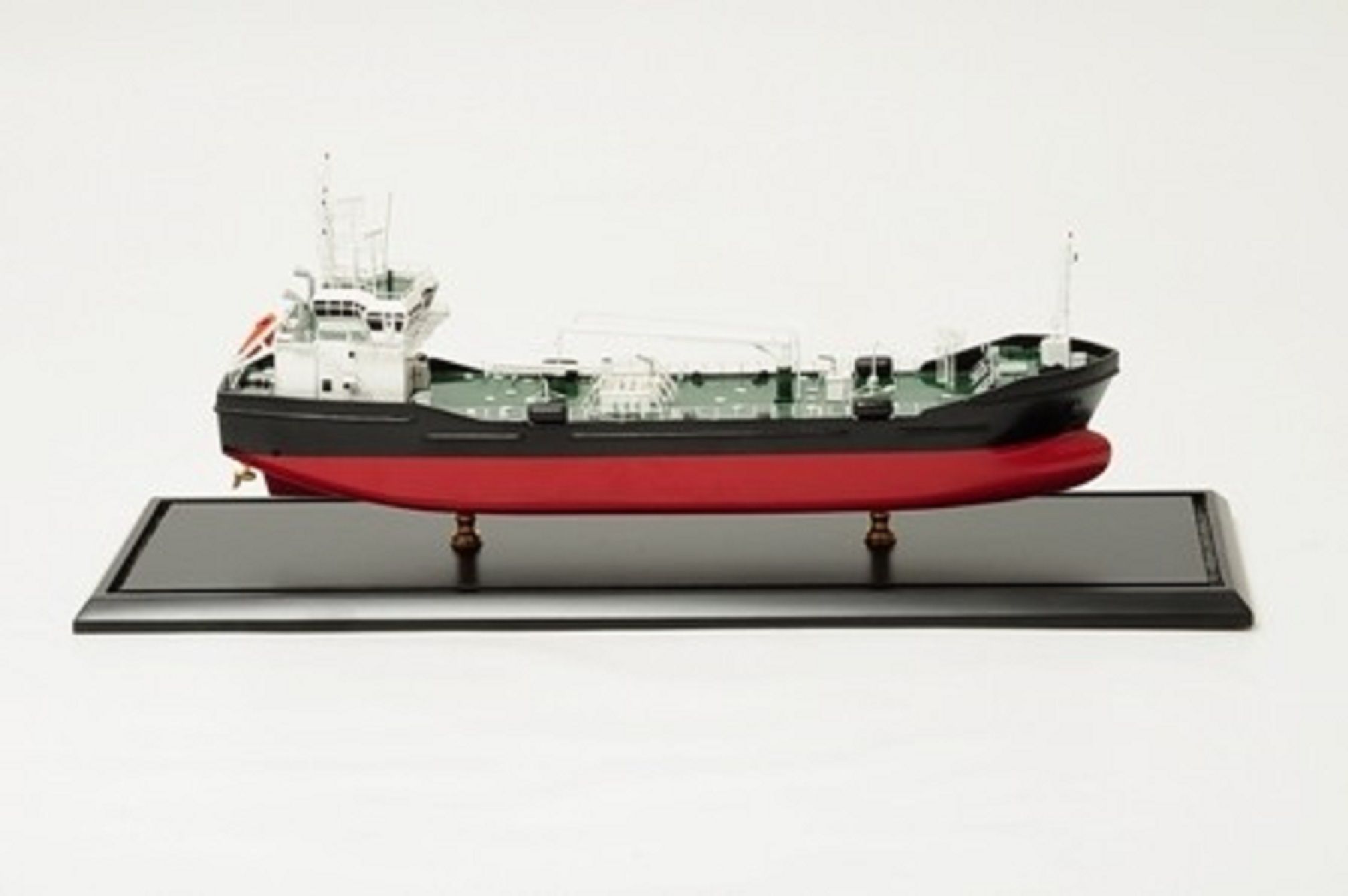 1175-6849-Geotech-Tanker
