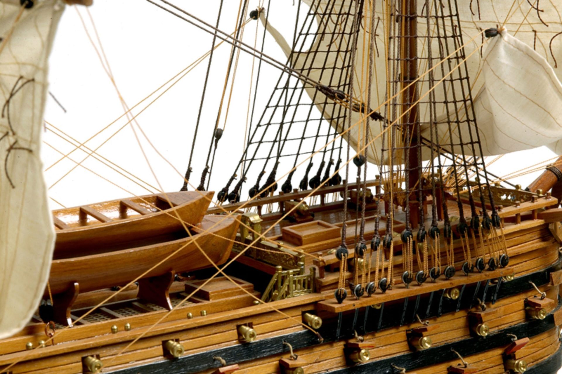 136-8561-Royal-Louis-Model-Ship-Superior-Range-scaled