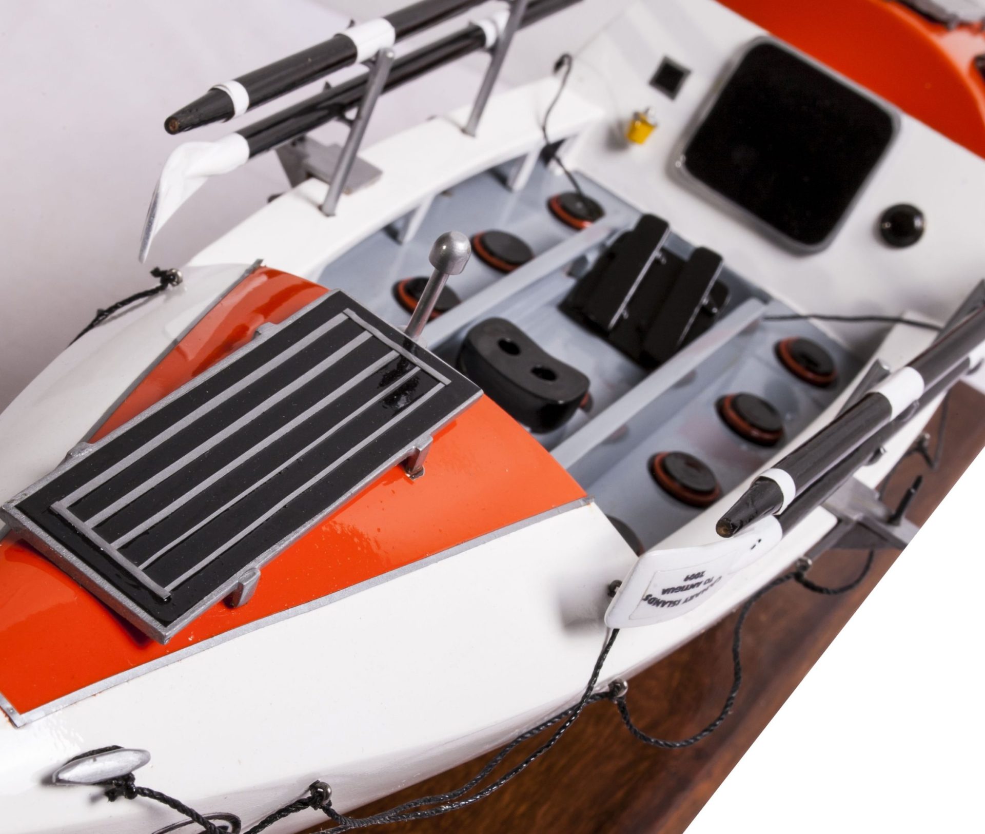 1521-9055-Halcyon-Rowing-Boat-scaled