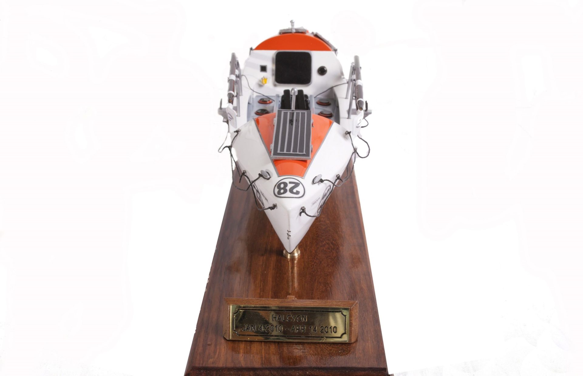 1521-9088-Halcyon-Rowing-Boat-scaled