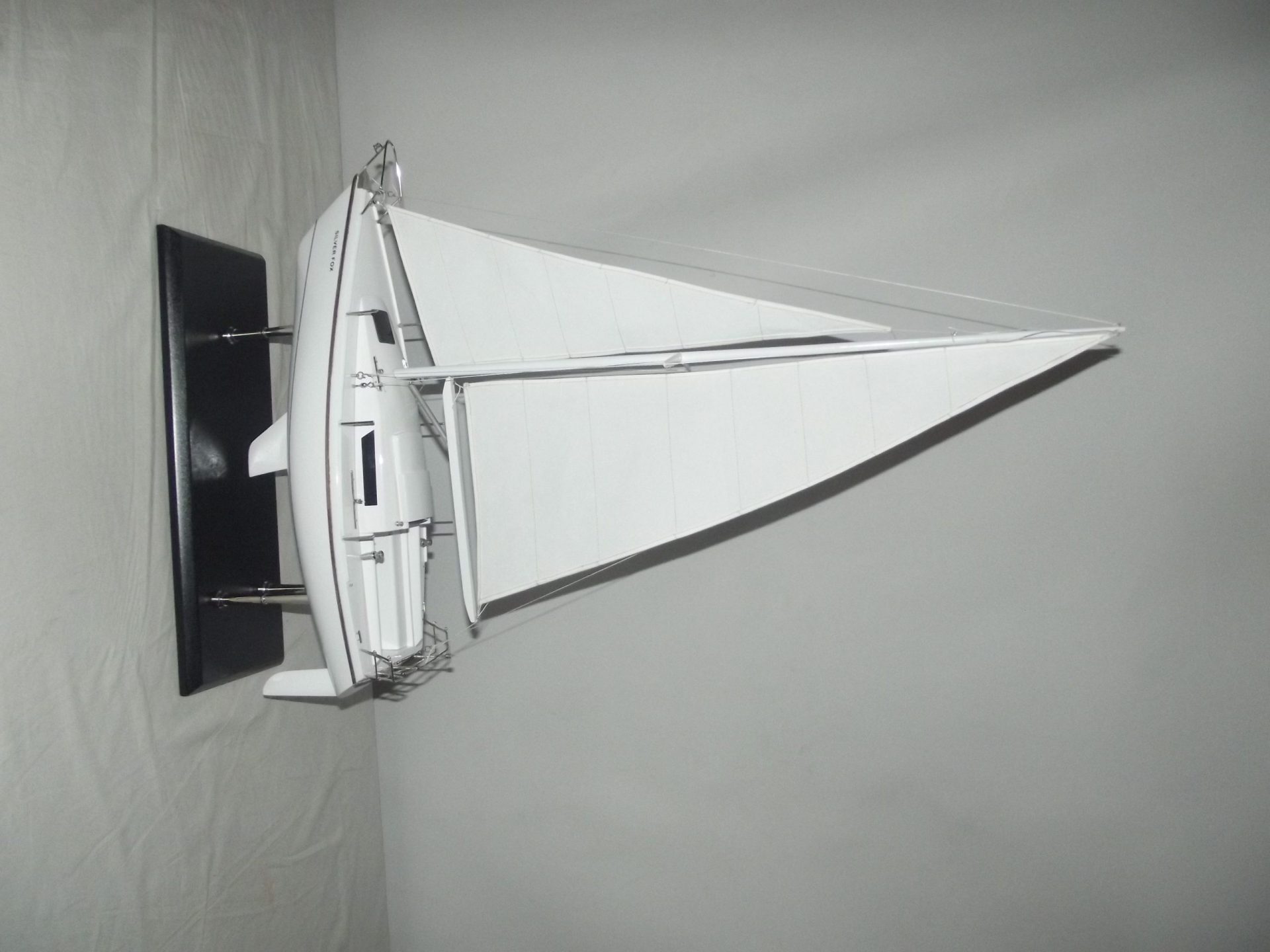 1688-9540-Silver-Fox-Laser-28-Sailing-Boat-scaled