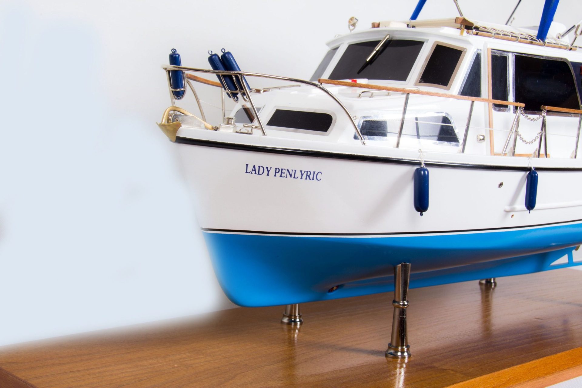 1776-9951-Lady-Penlyric-Model-Boat-scaled