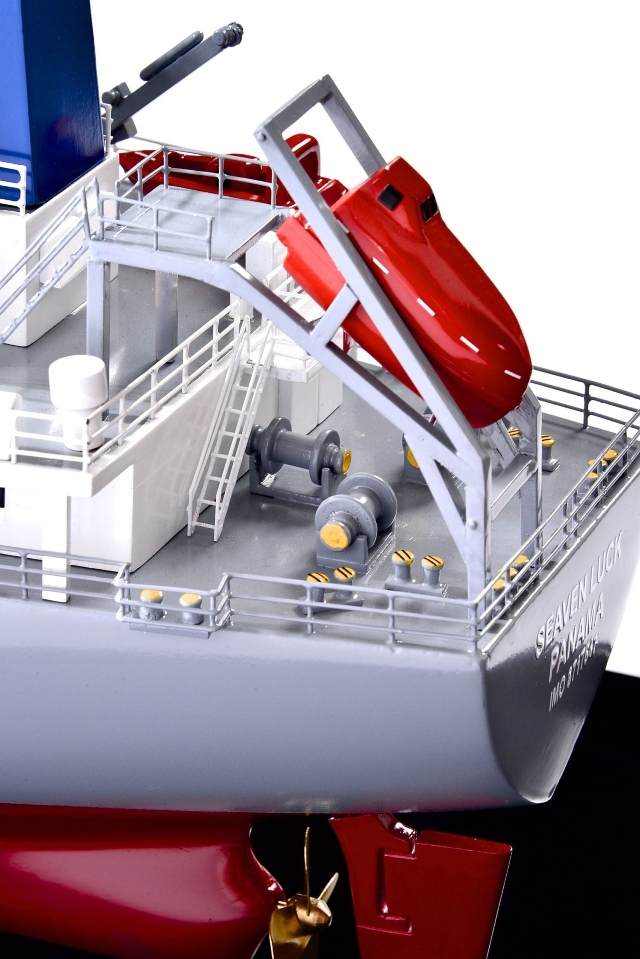 2474-14136-Seaven-Luck-Model-Ship-scaled