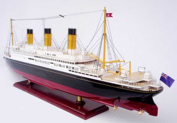 Maquette en bois RMS Majestic - GN