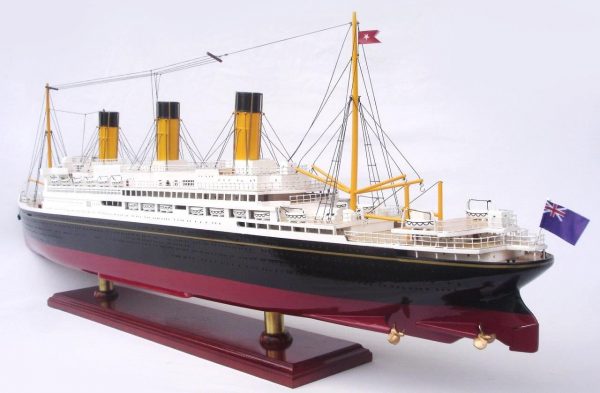 Maquette en bois RMS Majestic - GN