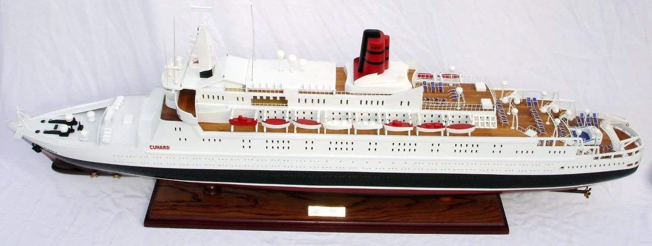 Maquette de bateau Queen Elizabeth 2 - GN