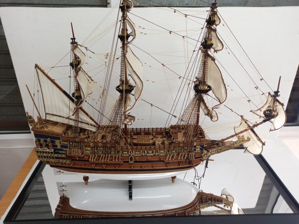 Maquette bateau - HMS Warrior (Gamme Première)