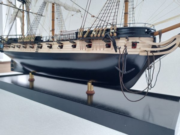 HMS Surprise (Gamme Première) - Maquette de bateau