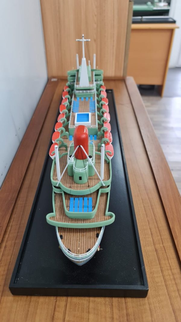Maquette bateau - paquebot Southern Cross