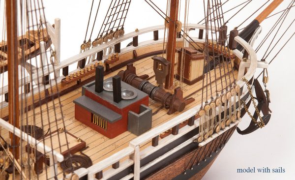 Maquette bateau Essex (avec voiles) - Occre (12006)
