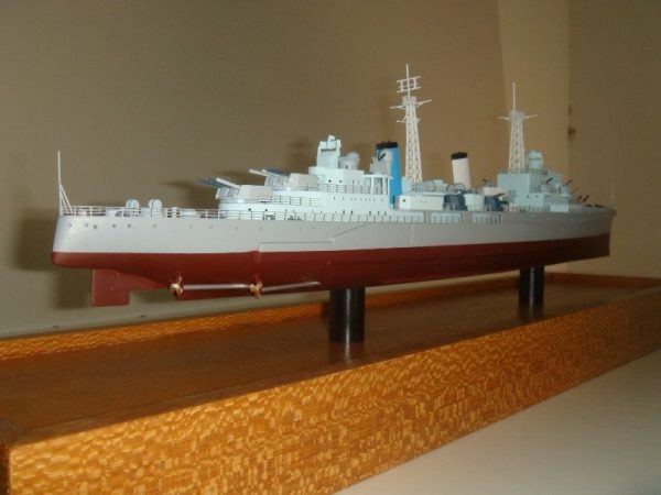 HMS Belfast - Maquette de bateau
