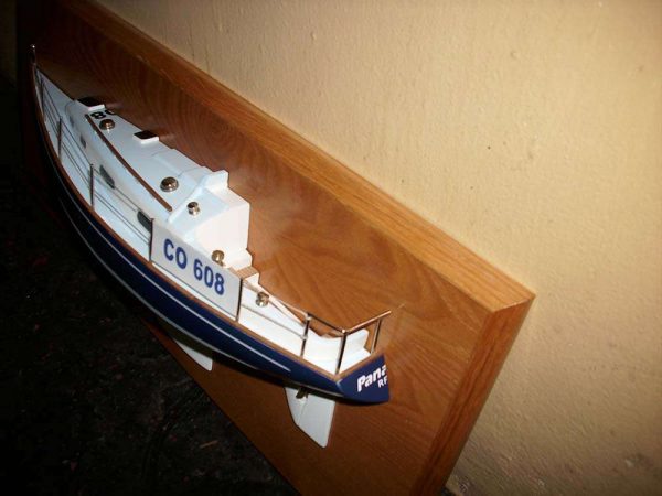 Maquette bateau - Demi-Coque Contessa 32