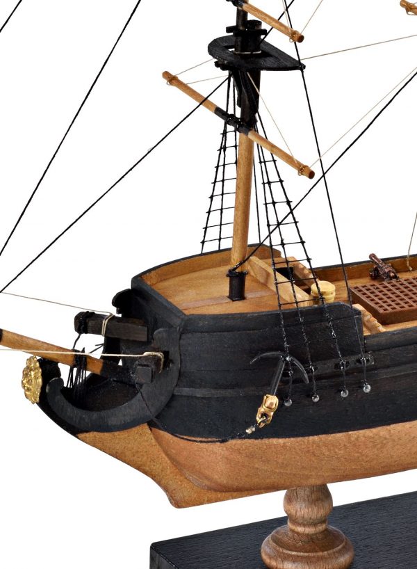 Pirate Ship Model Boat Kit - Amati (600/01)