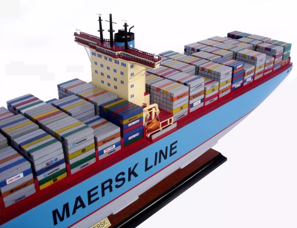 Maquette de bateau Emma Maersk (avec lumières) - GN