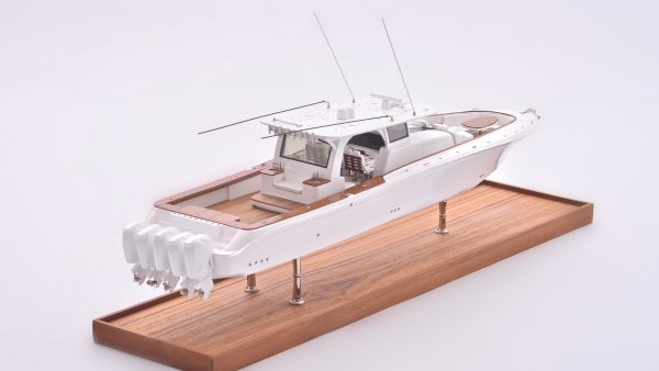 Suenos HCB Model Yacht (White)