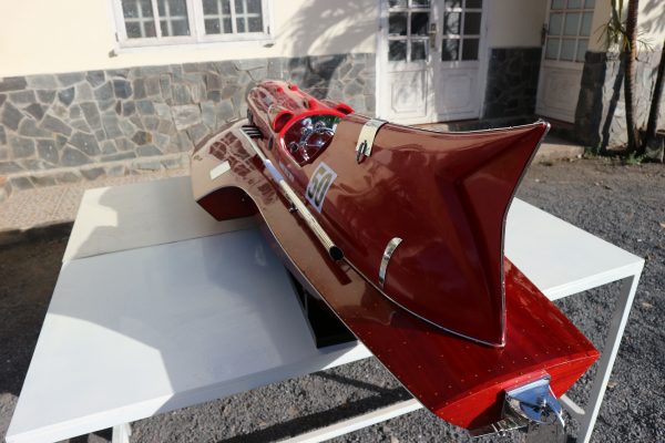 Ferrari Hydroplane XL Maquette de Bateaux – GN